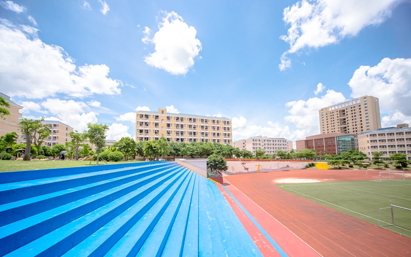 湛江科技学院