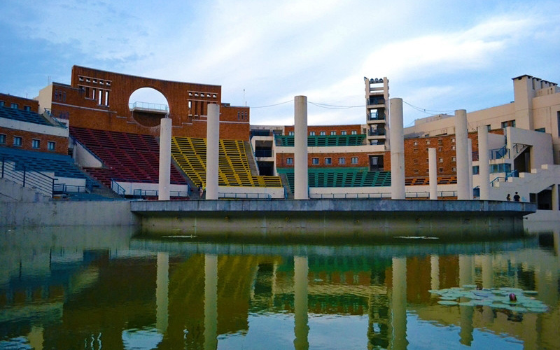 南京传媒学院