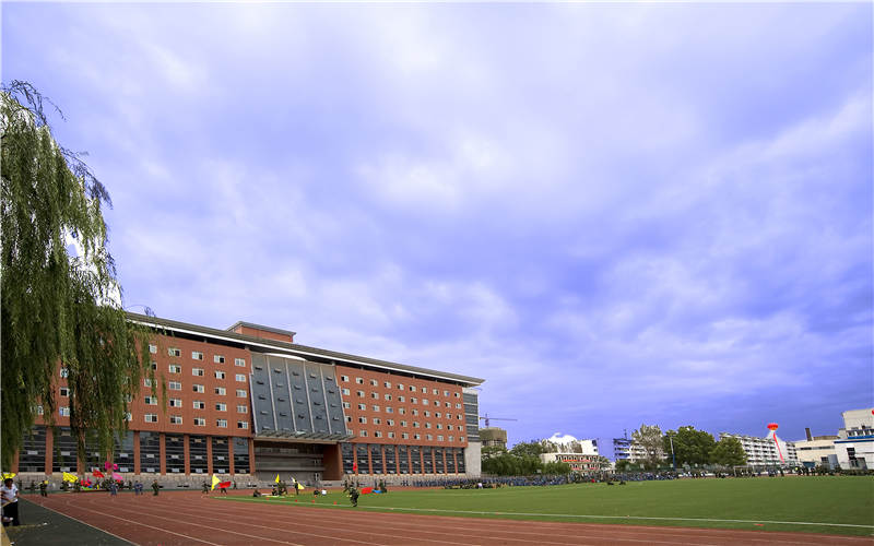 西安建筑科技大学华清学院