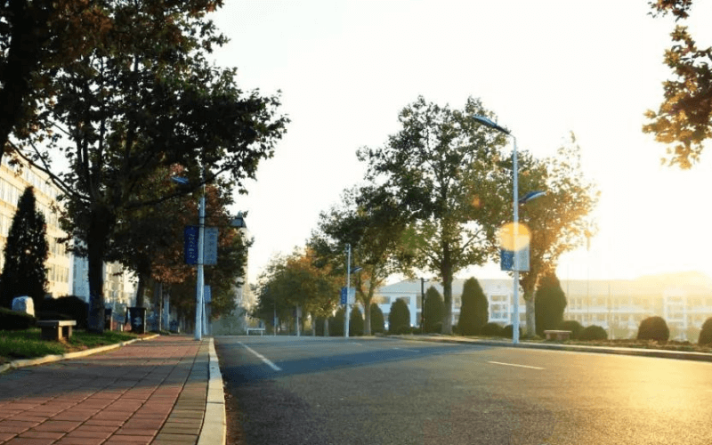 青岛工学院