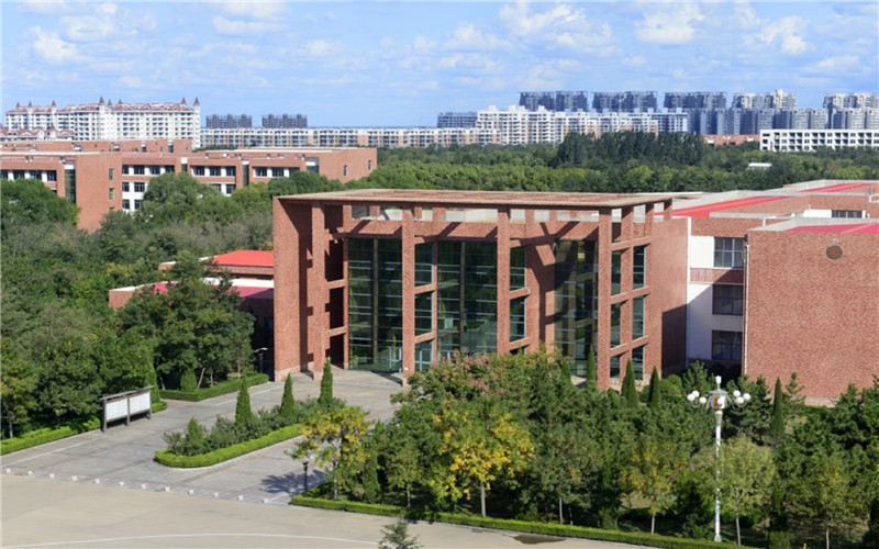 烟台南山学院