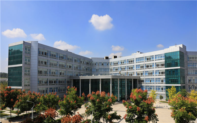 绵阳师范学院