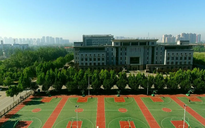 天津商业大学