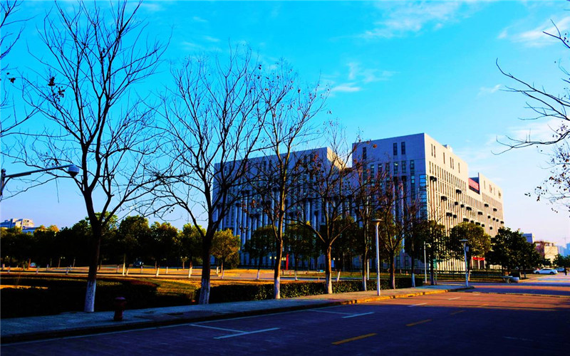 合肥工业大学