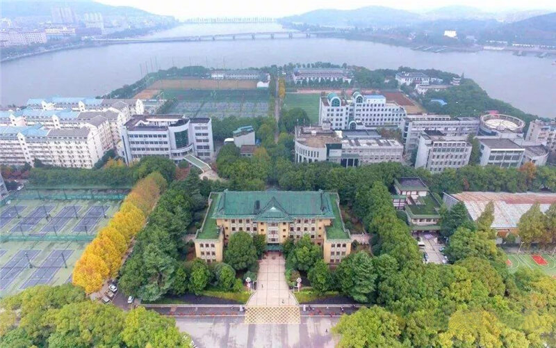 武汉体育学院