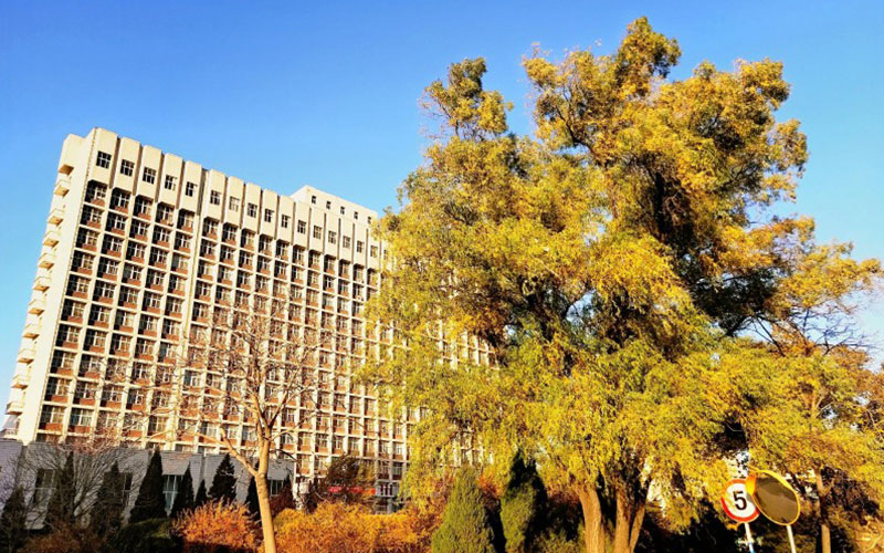 山西财经大学