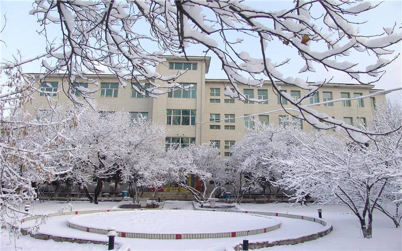 牡丹江医学院