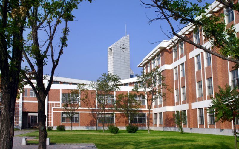 吉林外国语大学