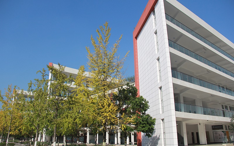 四川商务职业学院