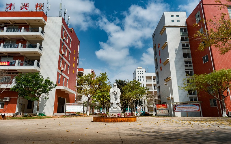 厦门海洋职业技术学院