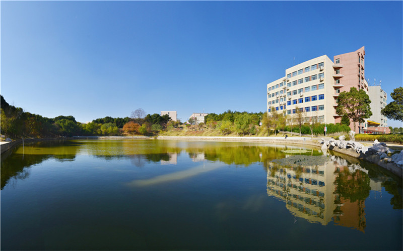 江西旅游商贸职业学院