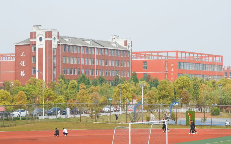 南昌职业大学