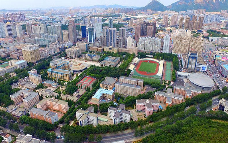 大连民族大学