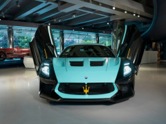 全球仅此一台：玛莎拉蒂GT2 Stradale“Tribute to MC12”复活三冠王涂装