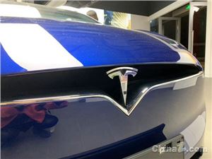特斯拉中国车机首次引入第三方大模型：豆包正式上车，双模型各司其职
